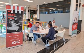 100 candidats de l’ADEM prêts à un nouvel envol professionnel pour l’ouverture de KFC Belval